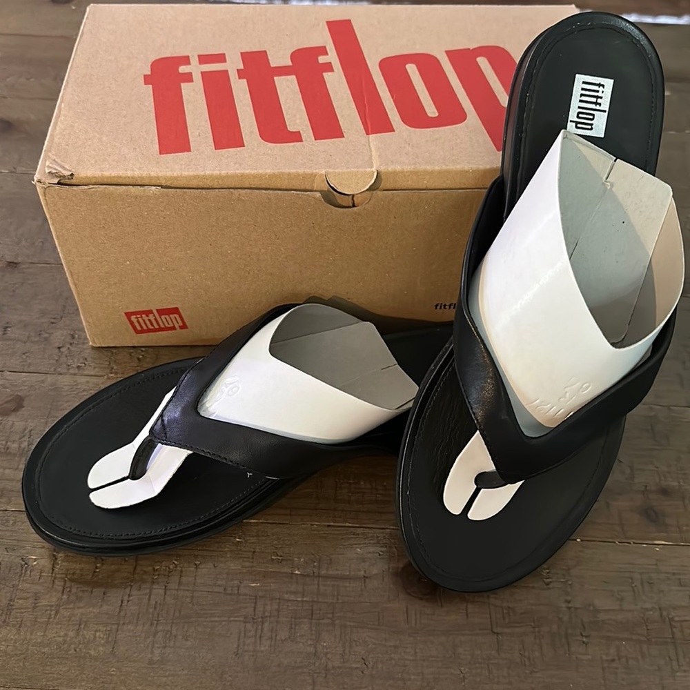 Gracie Leather Flip Flops